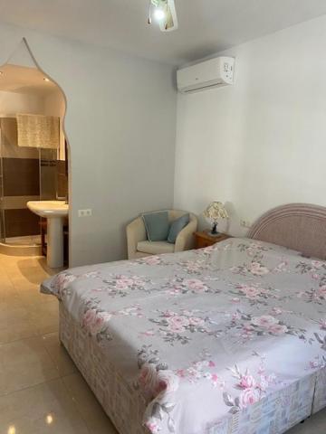 Villa Punta Lara,49 * Málaga