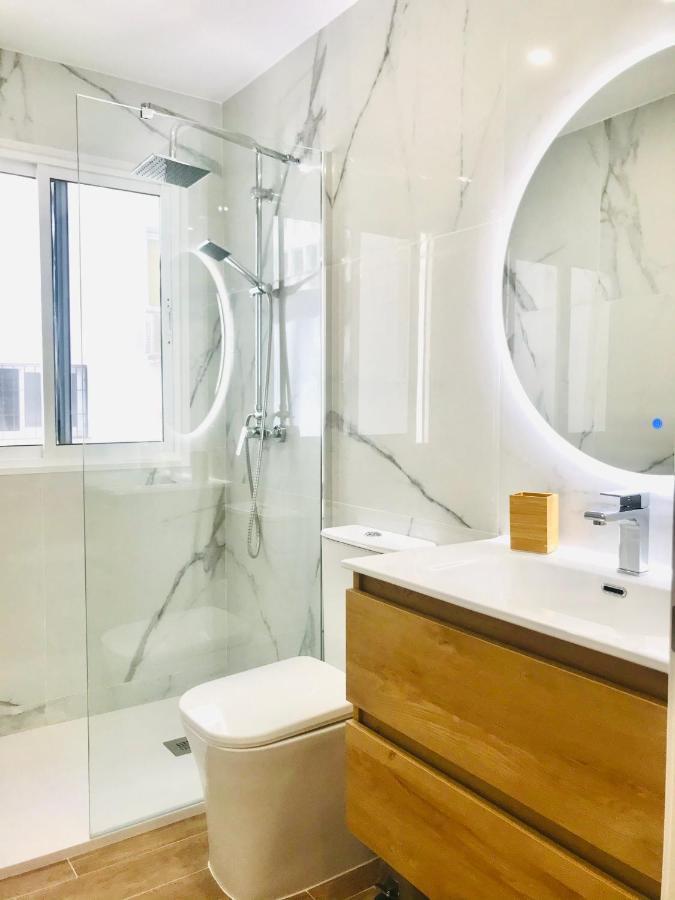 Gleaming & Well Located In Center Apartment Málaga