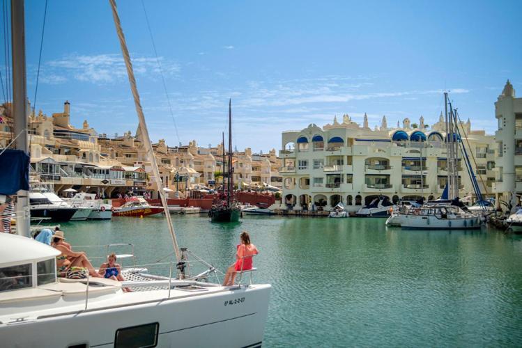 Benalmar Playa, Benalmadena Costa, 2 Bedroom Apartment, Fantastic Location * Malaga