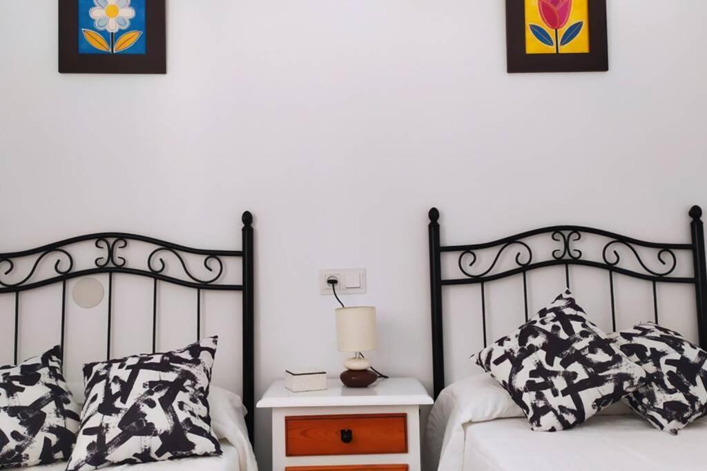 Vivienda Coqueta En Los Pacos Complejo Residencial Malaga