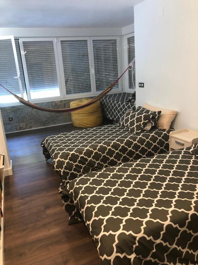 Chari Suites Homestay Malaga