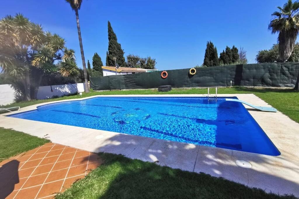 Villa Grande Piscine 5 Min De La *