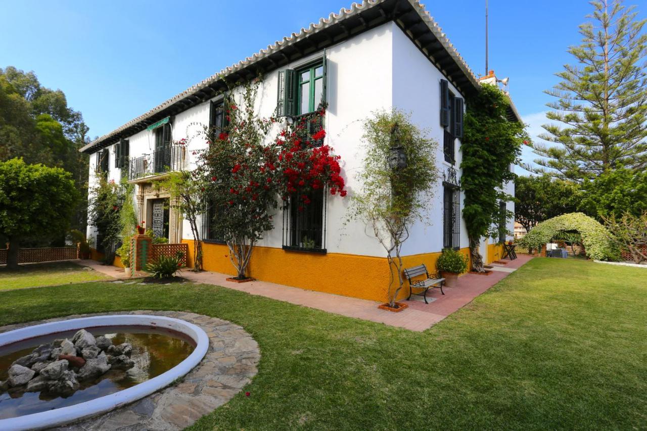 Clavero Villa
