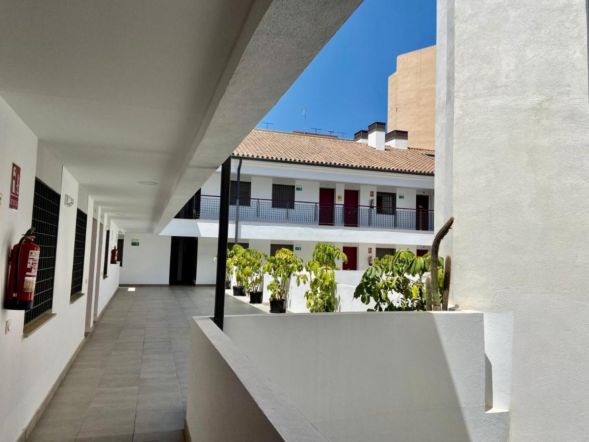 Apartment Estudio Con Parking Centro De By Grupo Bmorales