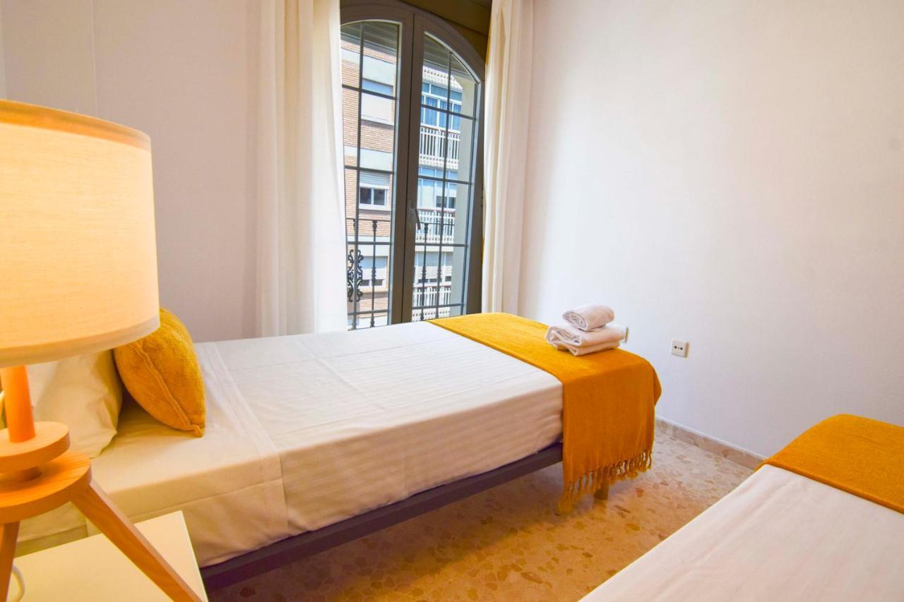Letmalaga Popolo & Parking Apartment Malaga