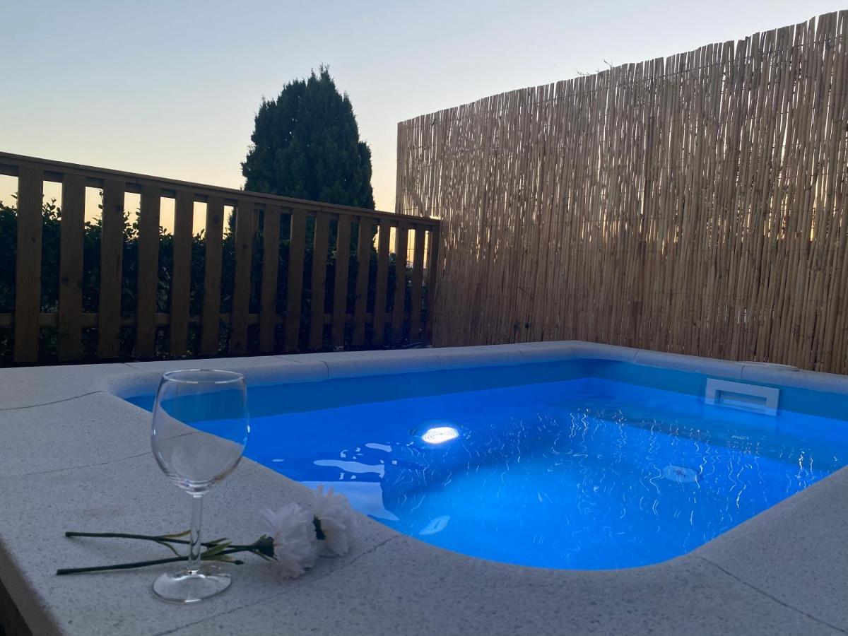 Breeze - Private Heated Pool *