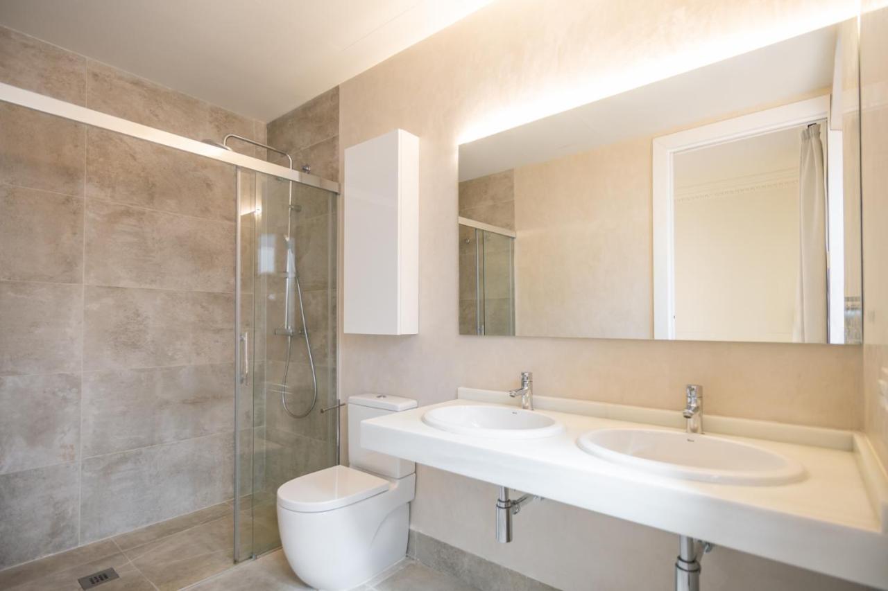 Pinar Vip Class C/granada Apartment