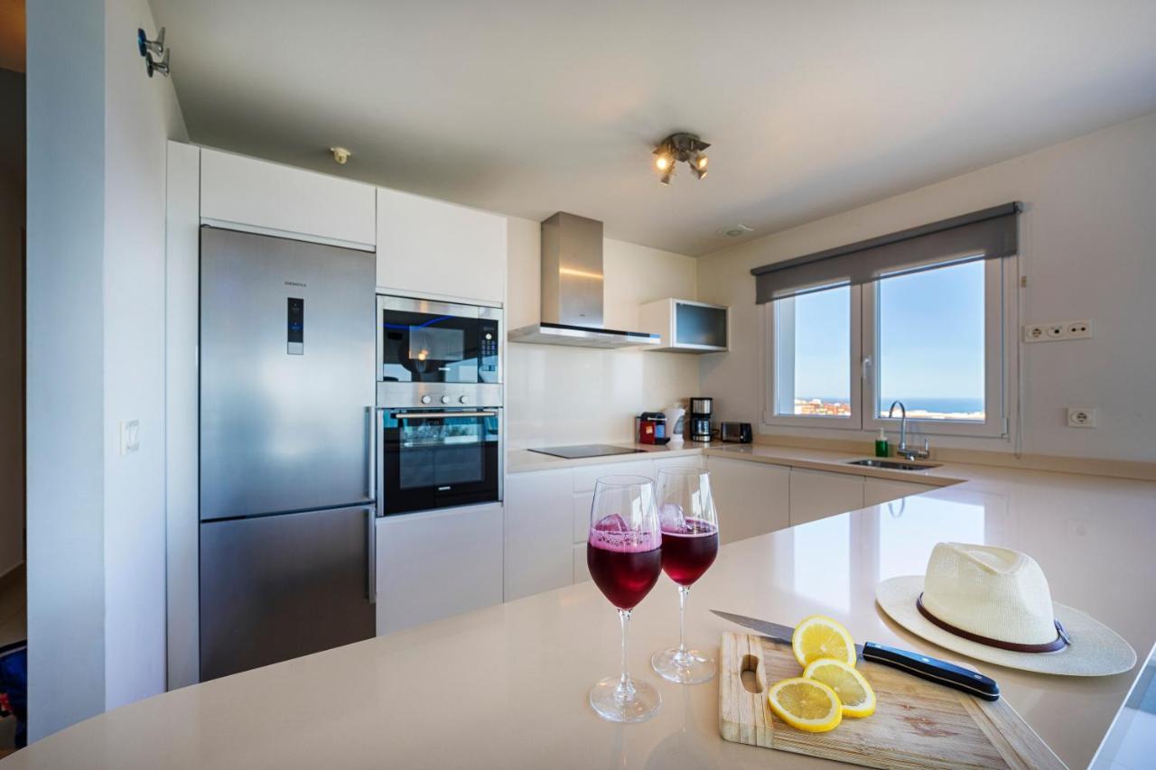 Higueronrentals Bahia Apartment Malaga