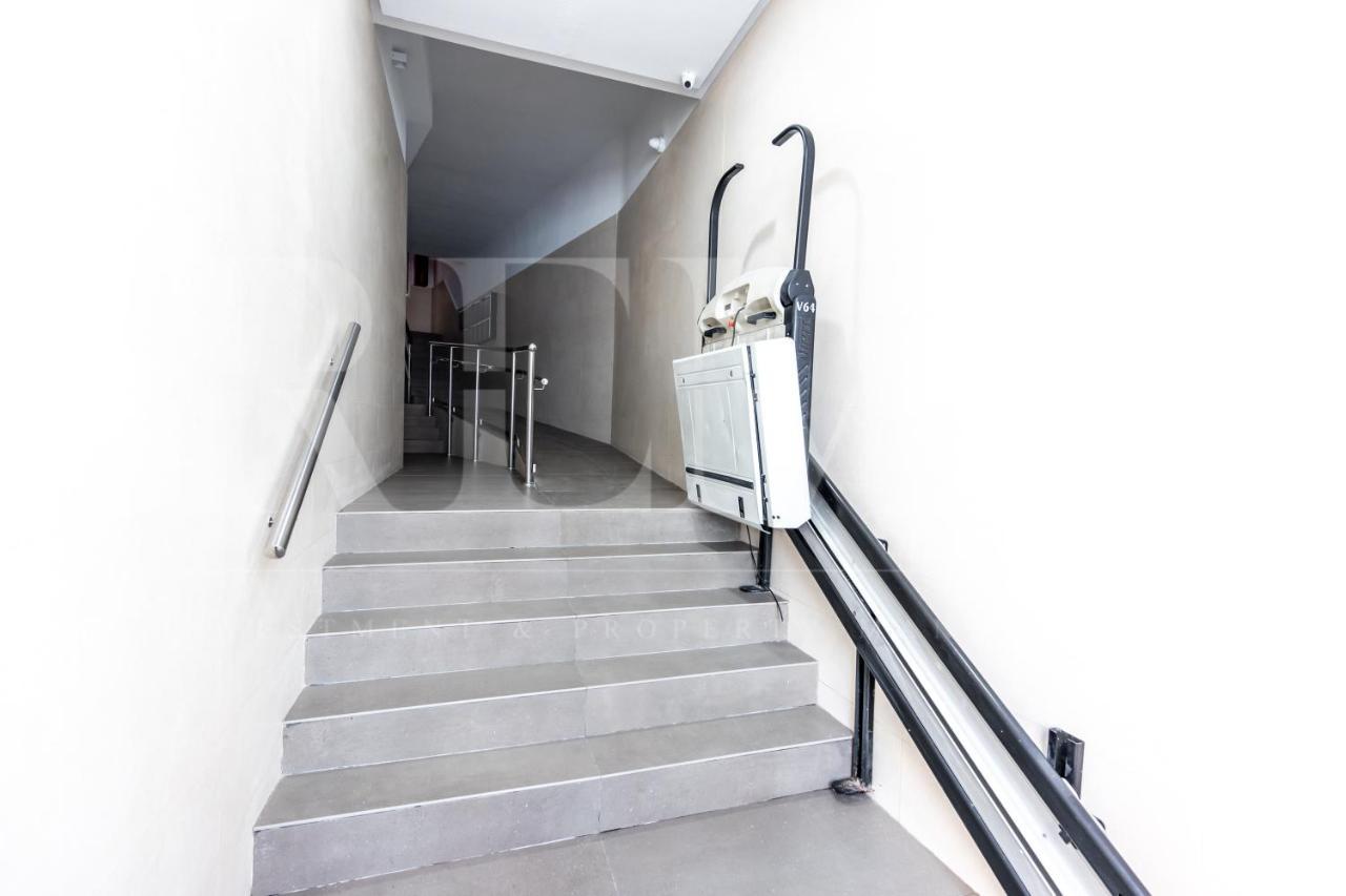 Minimalistic In The Heart Of *