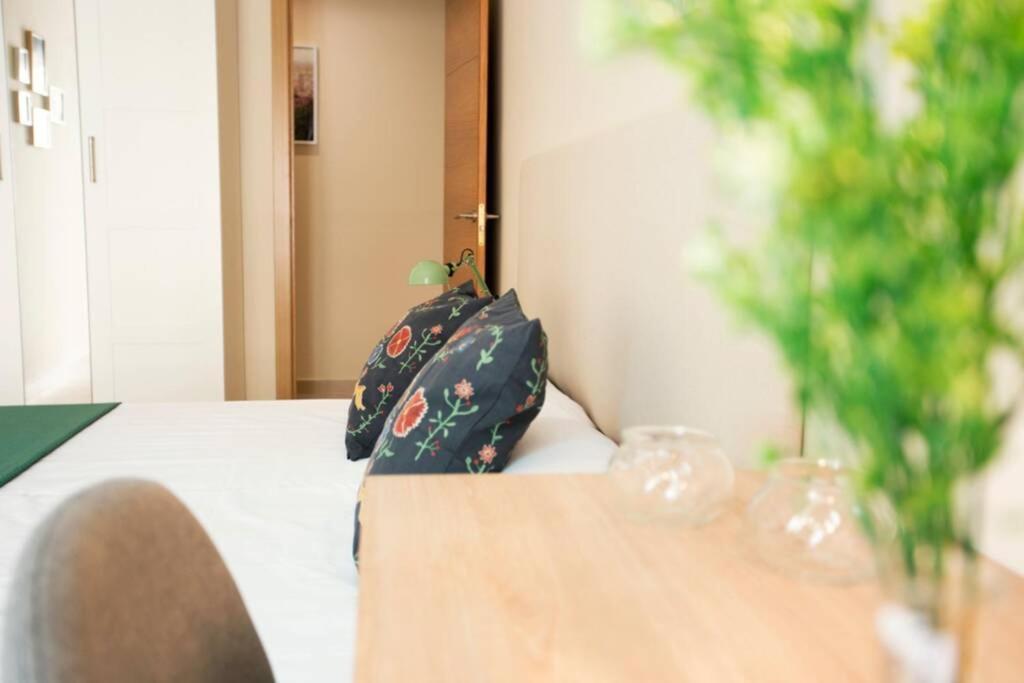 Sweet Apartment *