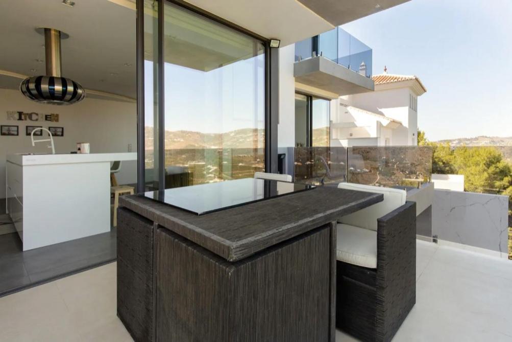 Luxury In Frigiliana - Maui