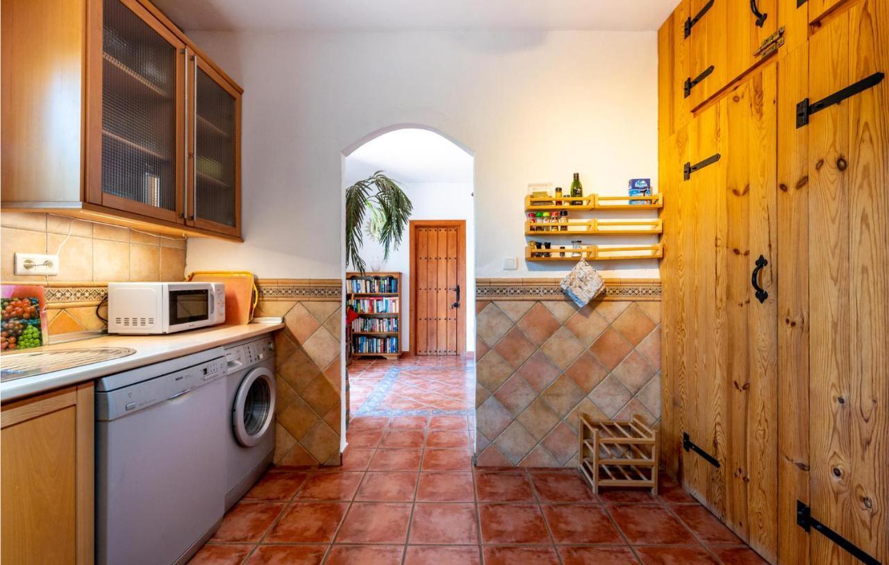 Pet Friendly In Iznate With Kitchen * Malaga