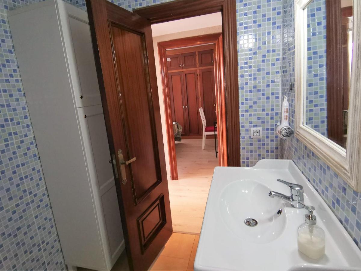 Torre Del Carmen Apartment *