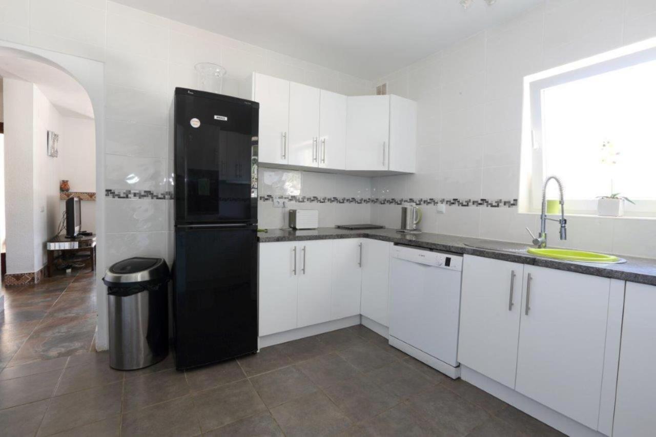 Delightful 5 Bed In Fuengirola Costa Del Sol *