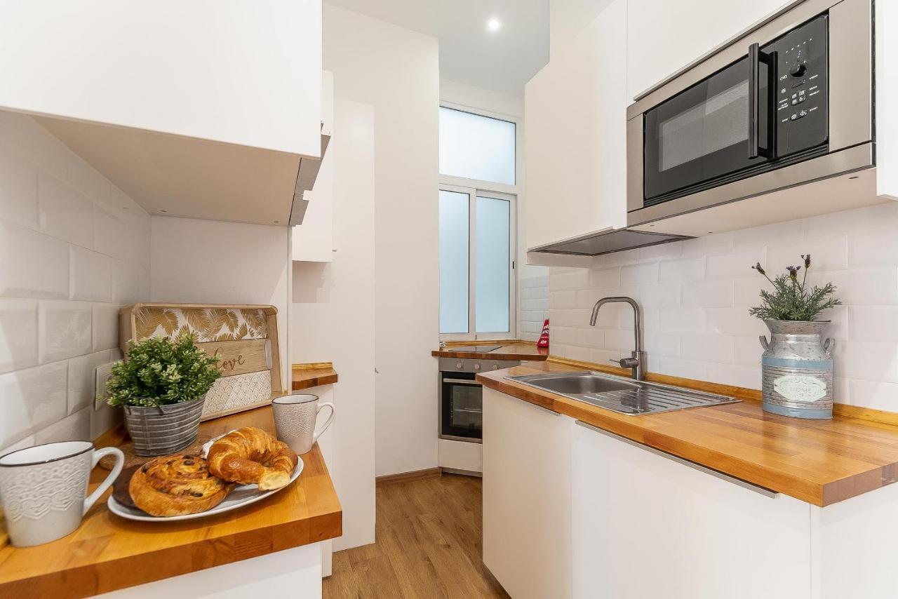 Deluxe Larios Center Apartment