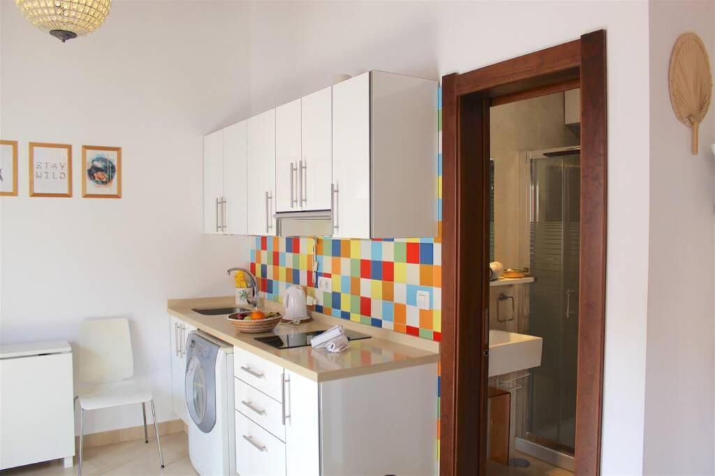 Good Vibes Rustic Downtown Alvarez Apartment *