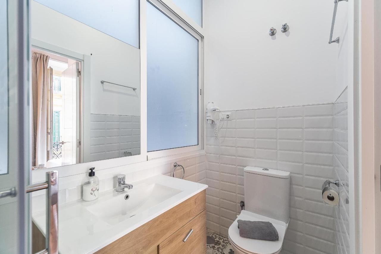 Deluxe Larios Center Apartment *