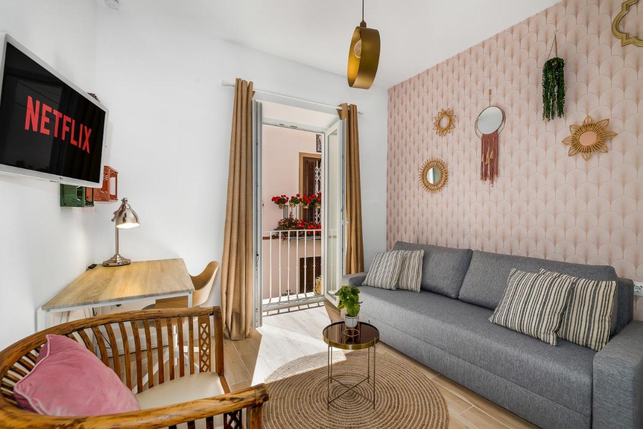 Holiday home Urban Rose , Superb Private House In Historical Center, With Sunny Rooftop
