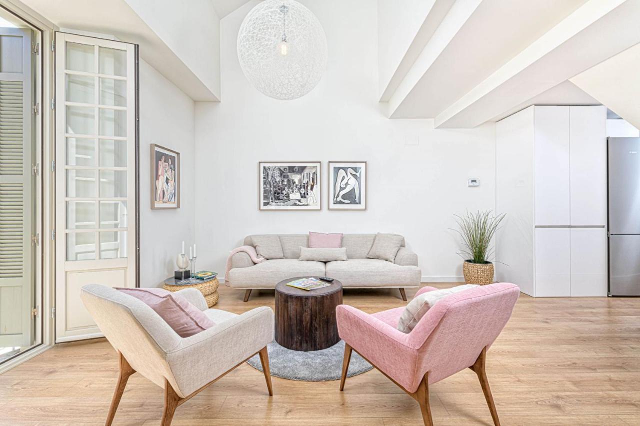 Teatro In By Solaga Homes