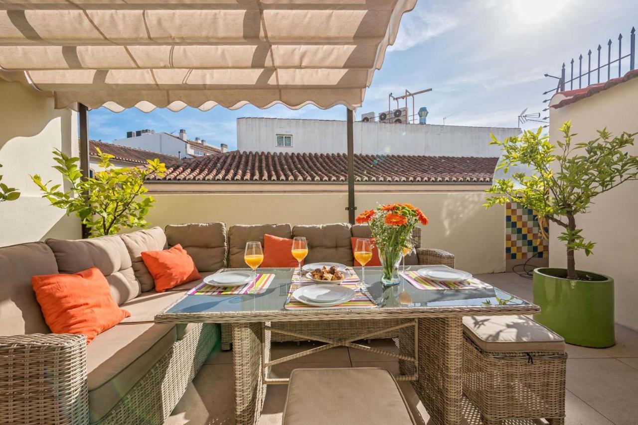 Emma Penthouse In By Solaga Homes Apartment