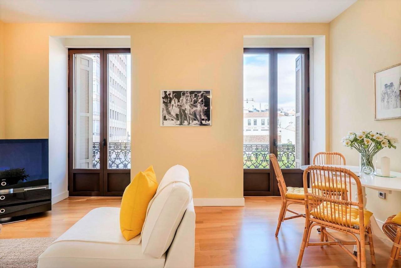 Sebastian Souviron In By Solaga Homes Apartment Malaga