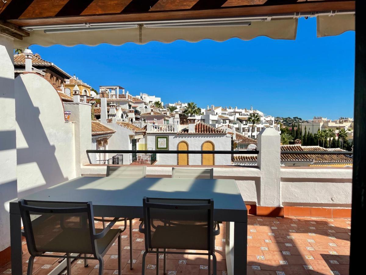 Semidetached Duplex At Puebla Aida, Mijas Golf With Pool, Golf And Sea Views Ferienhaus *