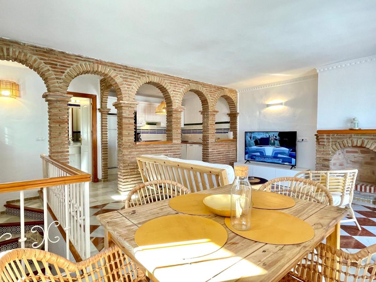Semidetached Duplex At Puebla Aida, Mijas Golf With Pool, Golf And Sea Views Ferienhaus