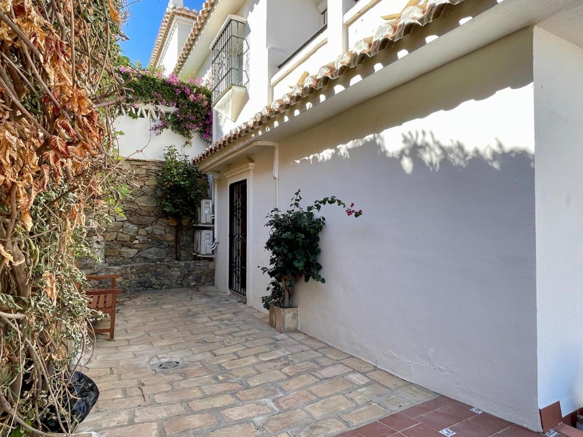 Semidetached Duplex At Puebla Aida, Mijas Golf With Pool, Golf And Sea Views Ferienhaus
