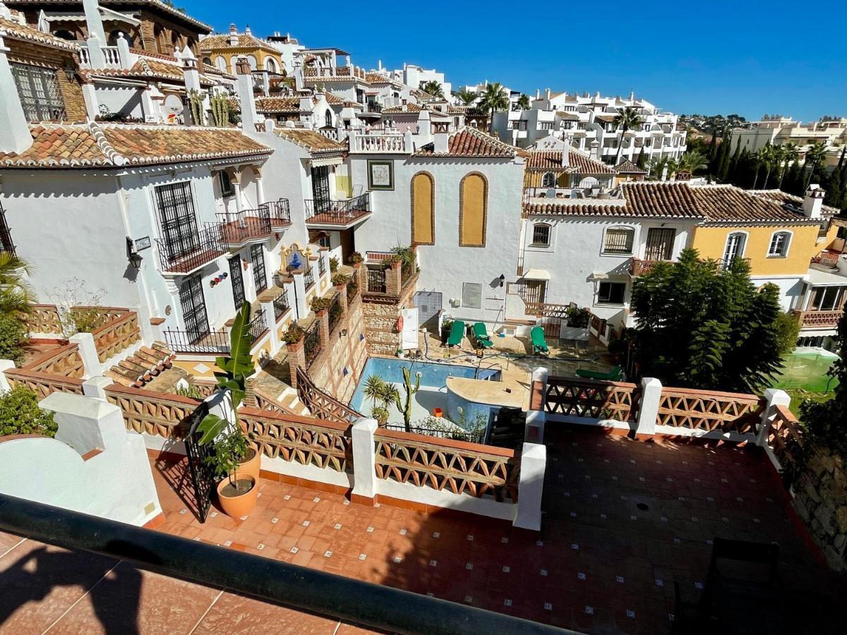Semidetached Duplex At Puebla Aida, Mijas Golf With Pool, Golf And Sea Views Ferienhaus