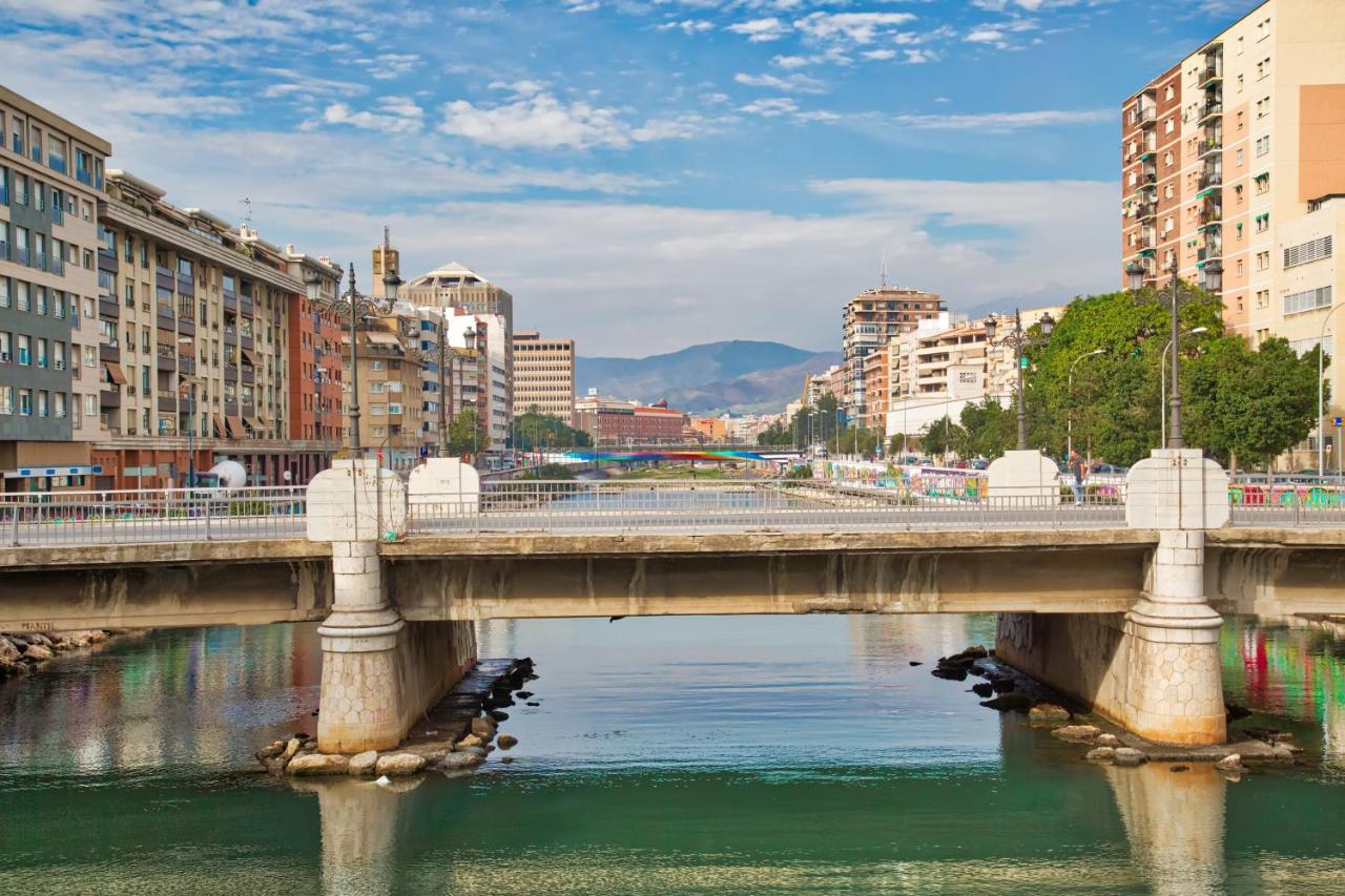 Centre With Parking Malaga