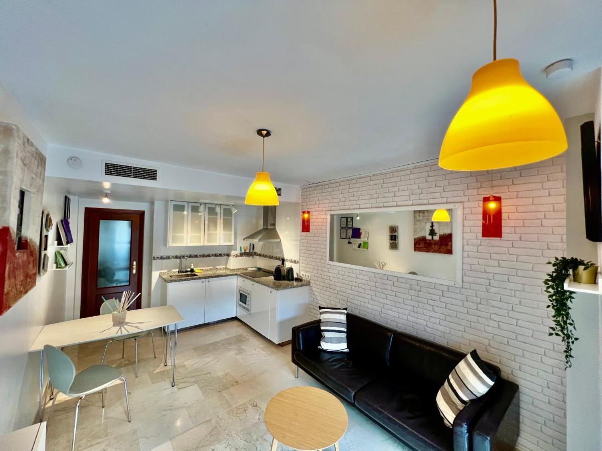 Penthouse With 45 M2 Private Terrace Apartment *