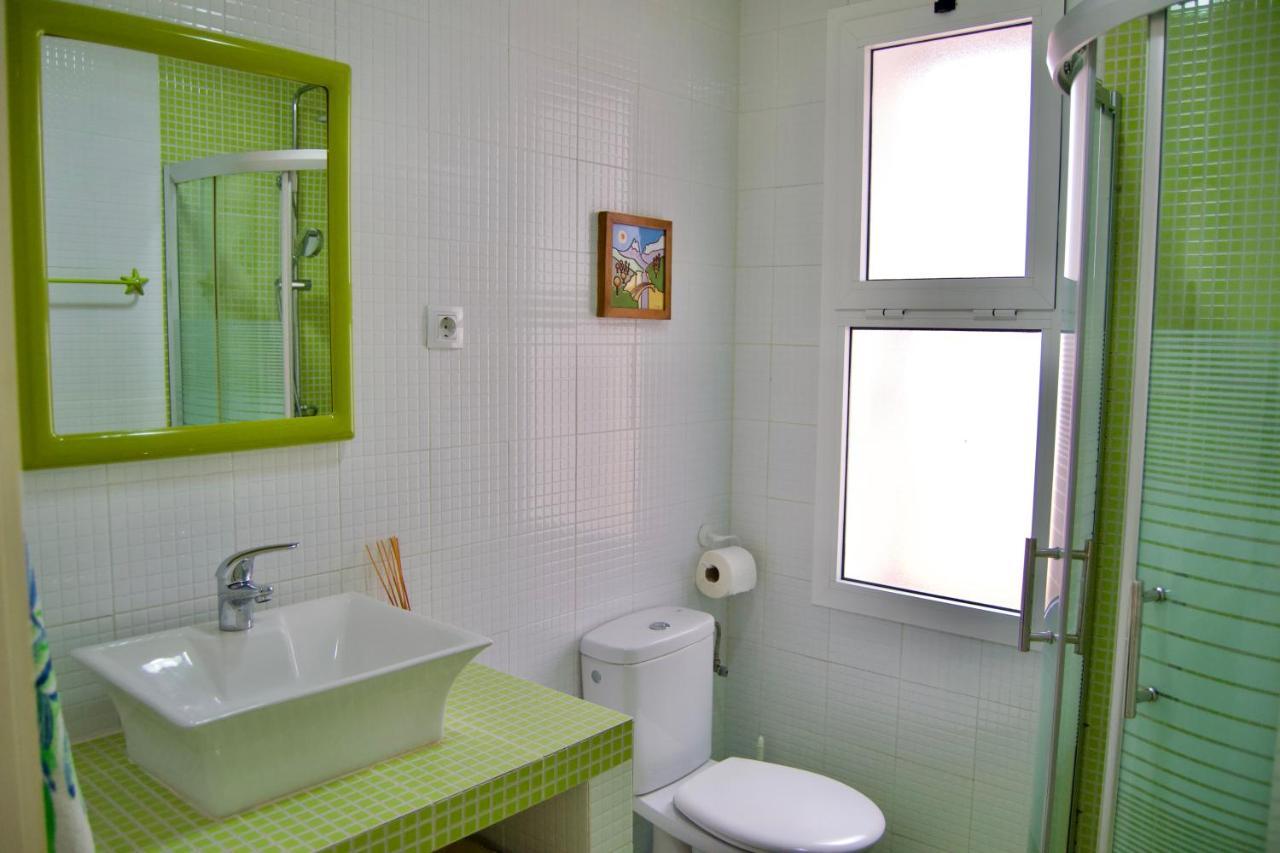 Apartment Ohana Beachfront Malagueta *