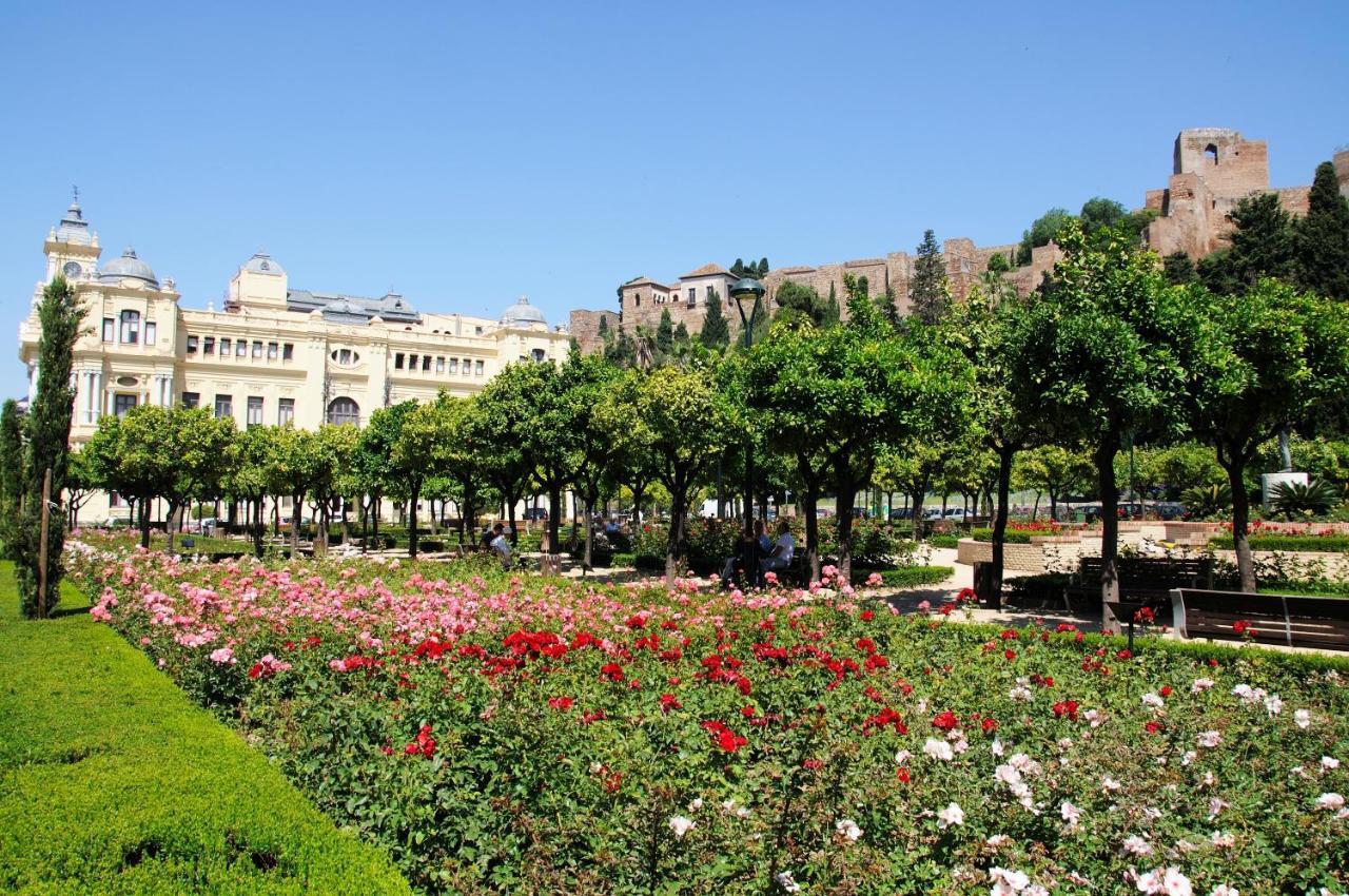 Centre With Parking Malaga