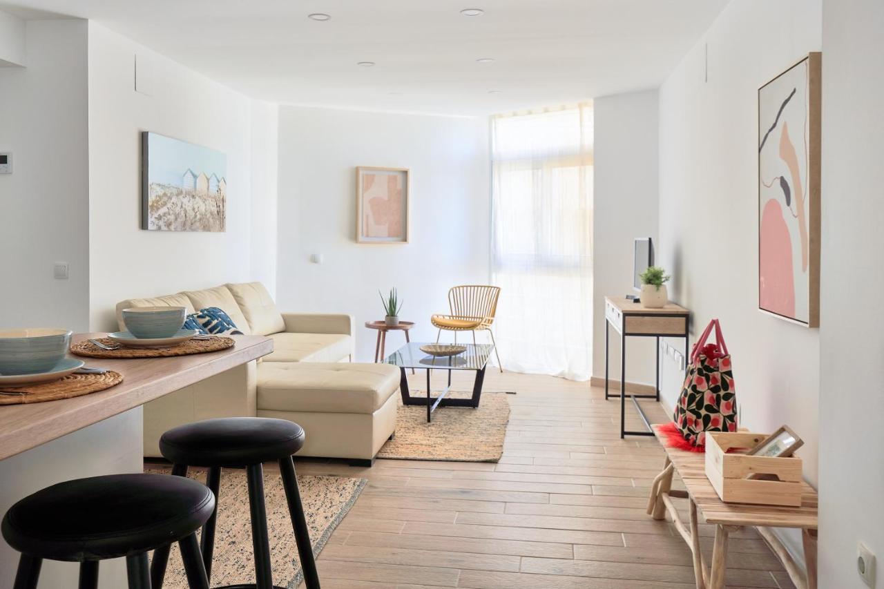 Apartment En Primera Linea De Playa En La Malagueta *