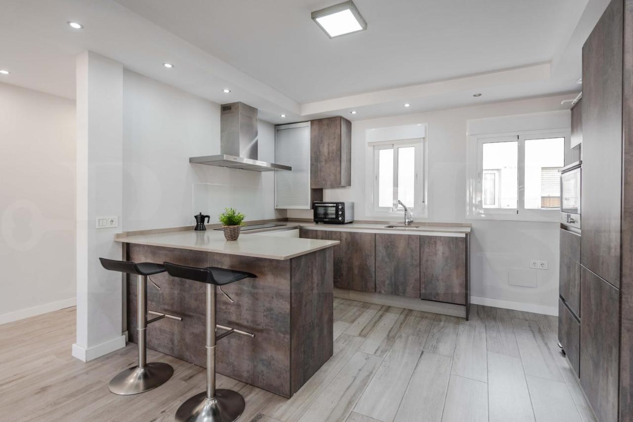 Spacious With A View - Historic Center By Rems Apartment *