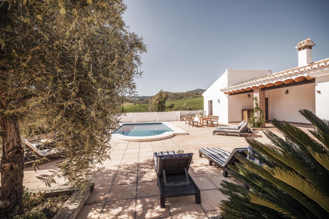Cortijo Cantares Holiday home *