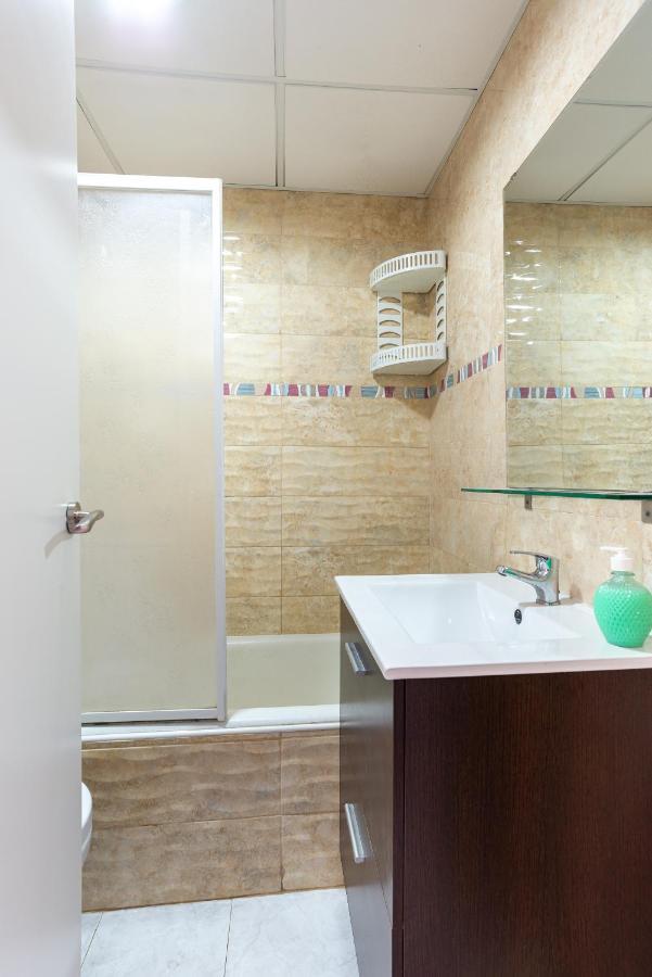 Steps Away From The Sand/ Malagueta Apartment