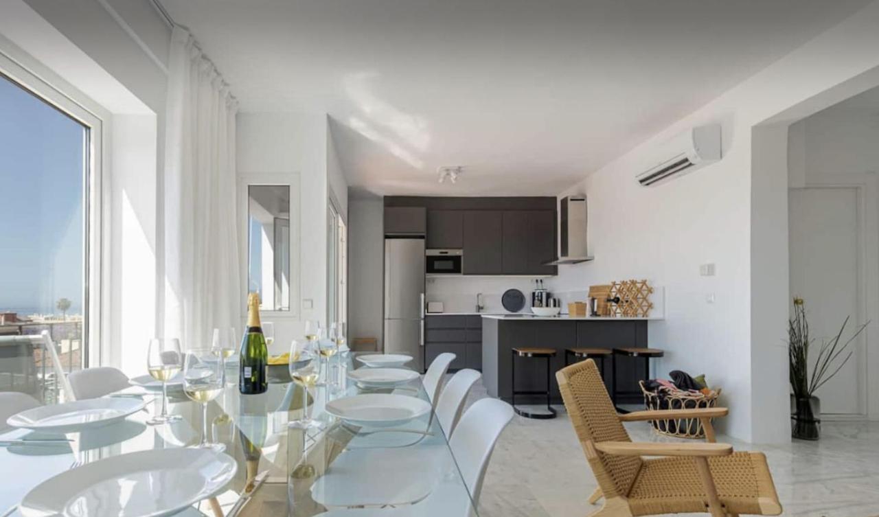 Pedregalejo & Premium 8pax Apartment
