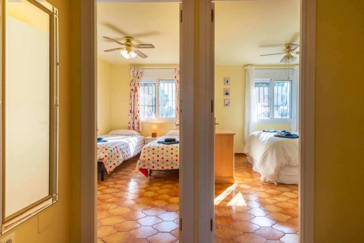 3 Bedroom House, 400m To The Beach, Near La Cala De Mijas Holiday home *