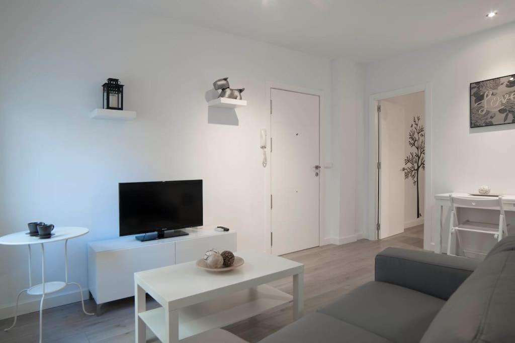 Apartment Moderno En Plaza Merced Malaga