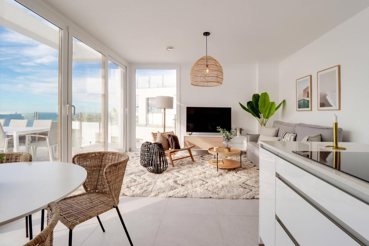 Apartment Bayview Hills, Luxury 2 Bedroom *