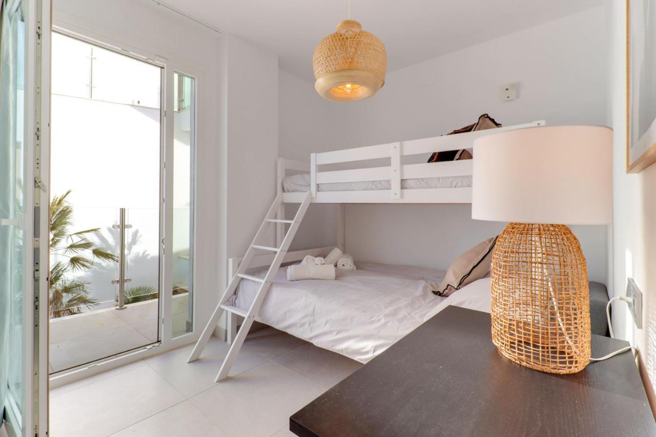 Apartment Bayview Hills, Luxury 2 Bedroom
