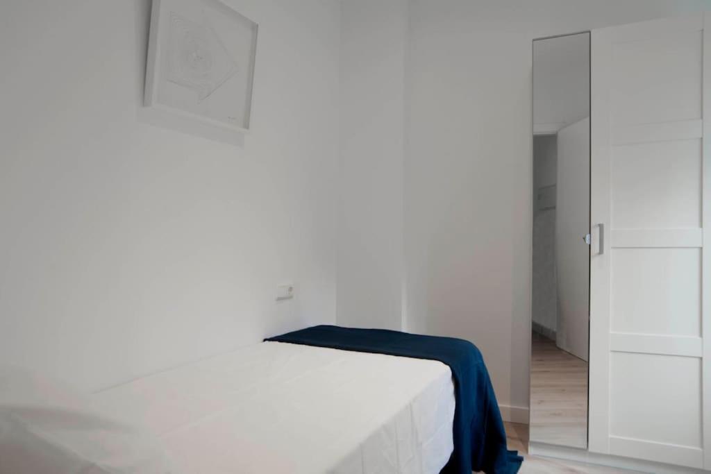 Moderno En Plaza Merced * Malaga