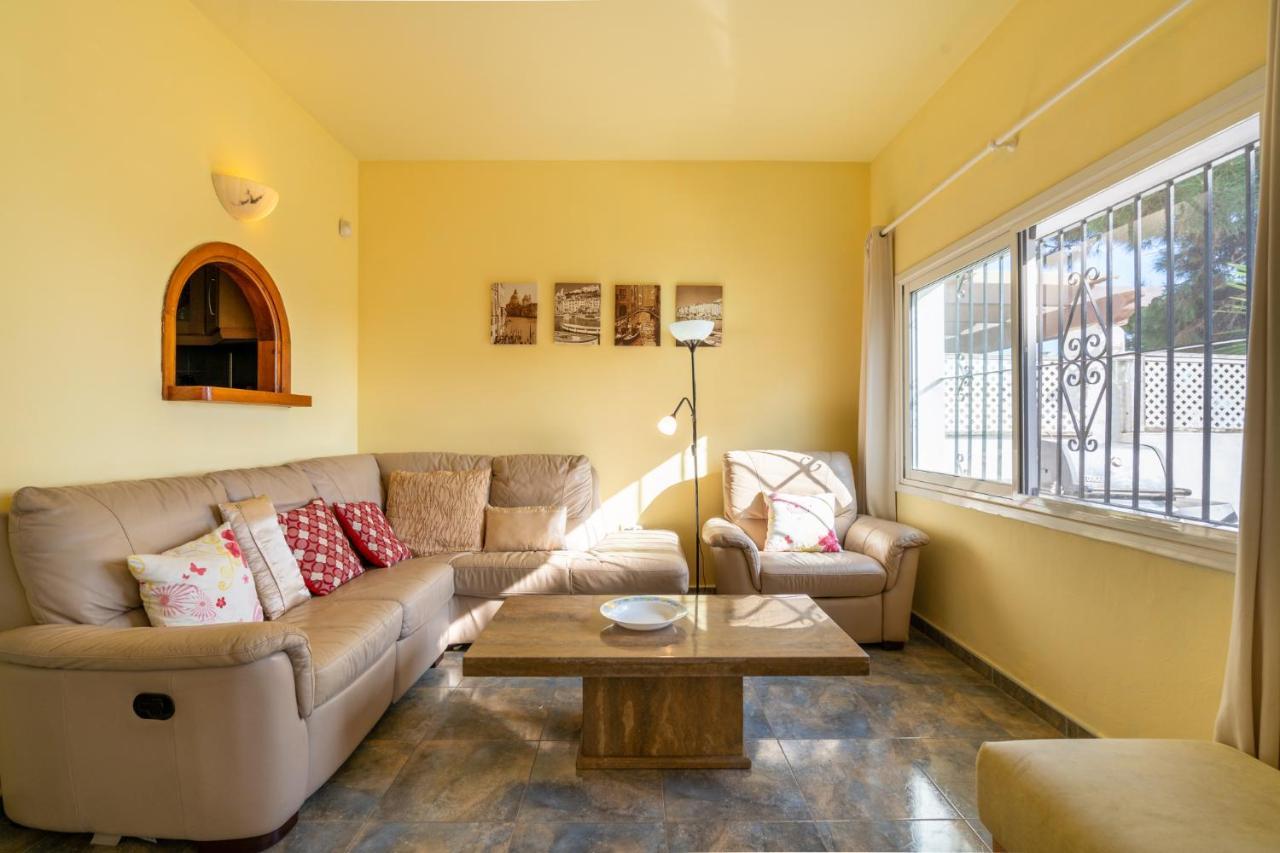 3 Bedroom House, 400m To The Beach, Near La Cala De Mijas Malaga