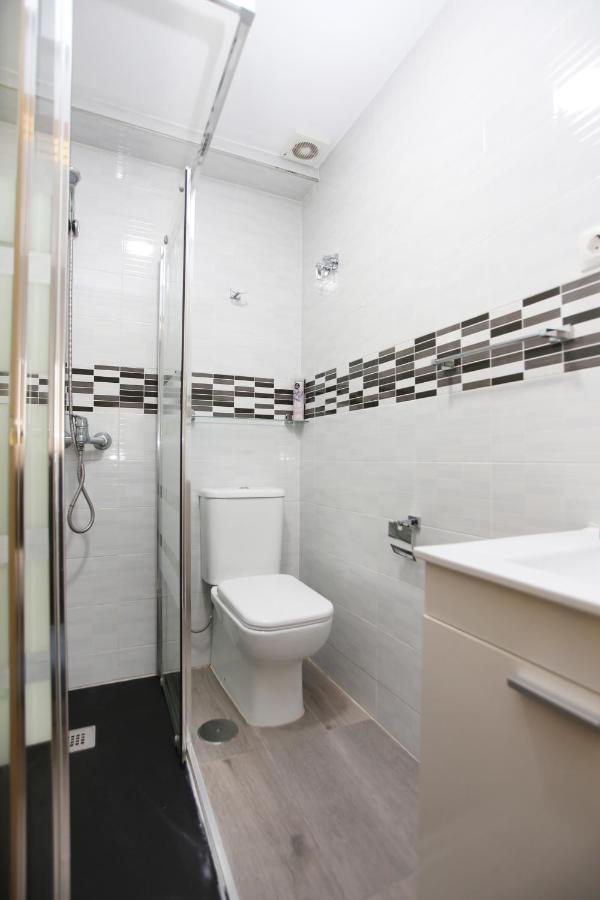 Apartamento En Calle Mendoza - Zona Huelin & 300 Mts De La Playa Apartment Málaga