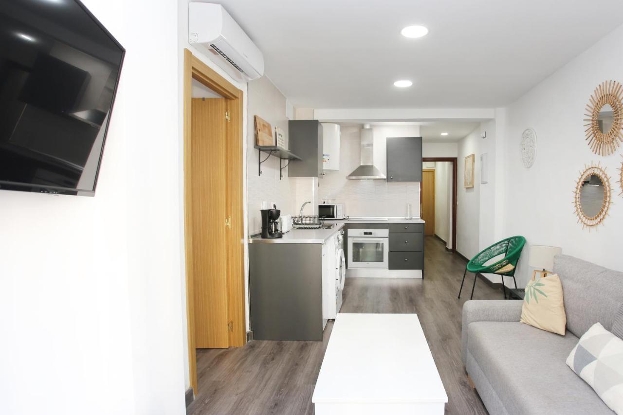 Apartment Apartamento En Calle Mendoza - Zona Huelin & 300 Mts De La Playa *