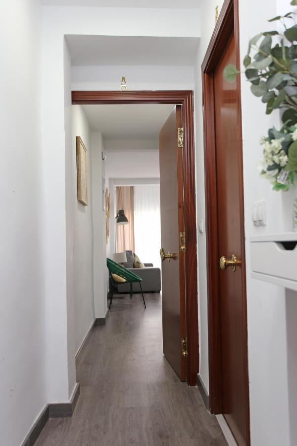 Apartamento En Calle Mendoza - Zona Huelin & 300 Mts De La Playa