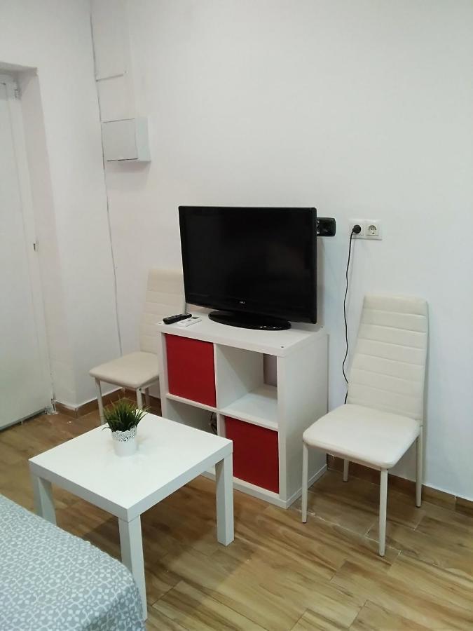 Apartment Estudio Cerca Del Carrefour Rosaleda