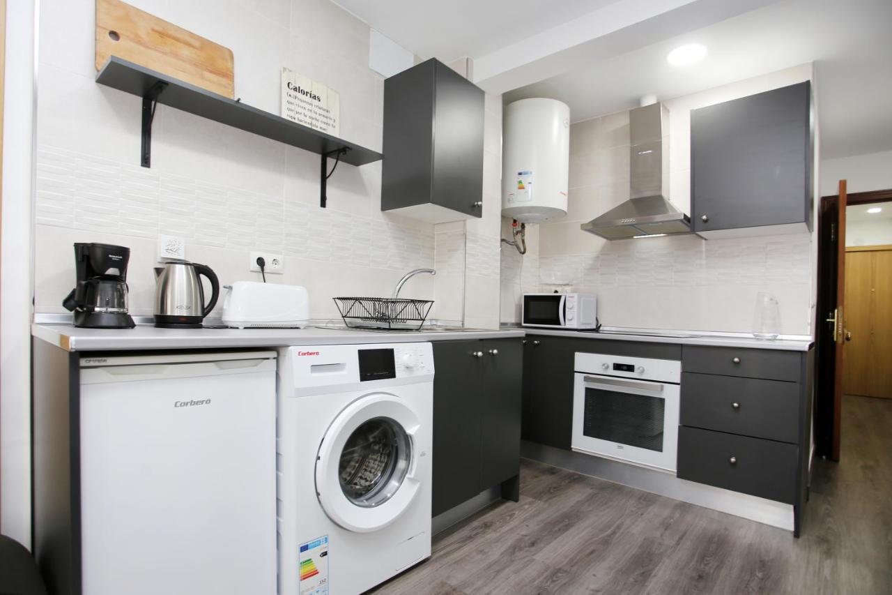 Apartamento En Calle Mendoza - Zona Huelin & 300 Mts De La Playa Apartment Málaga