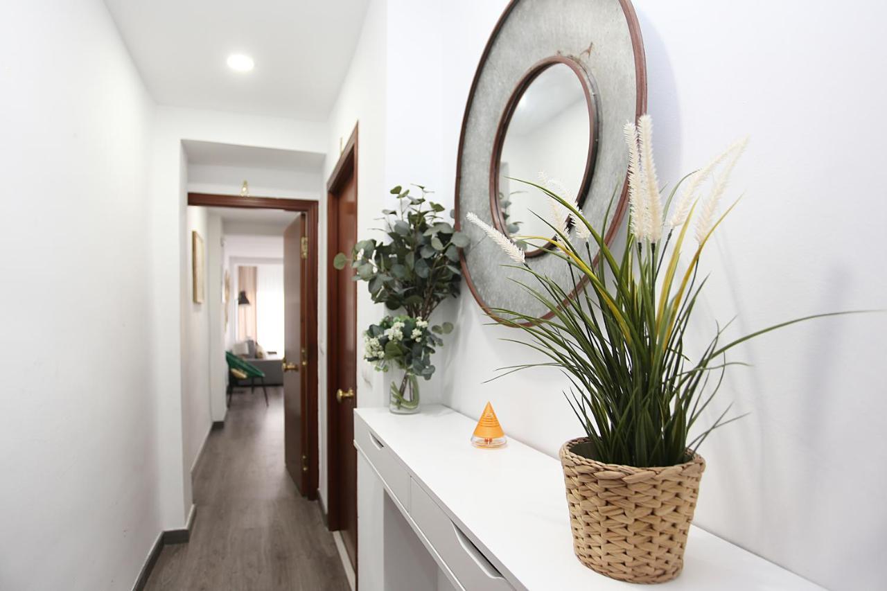 Apartamento En Calle Mendoza - Zona Huelin & 300 Mts De La Playa